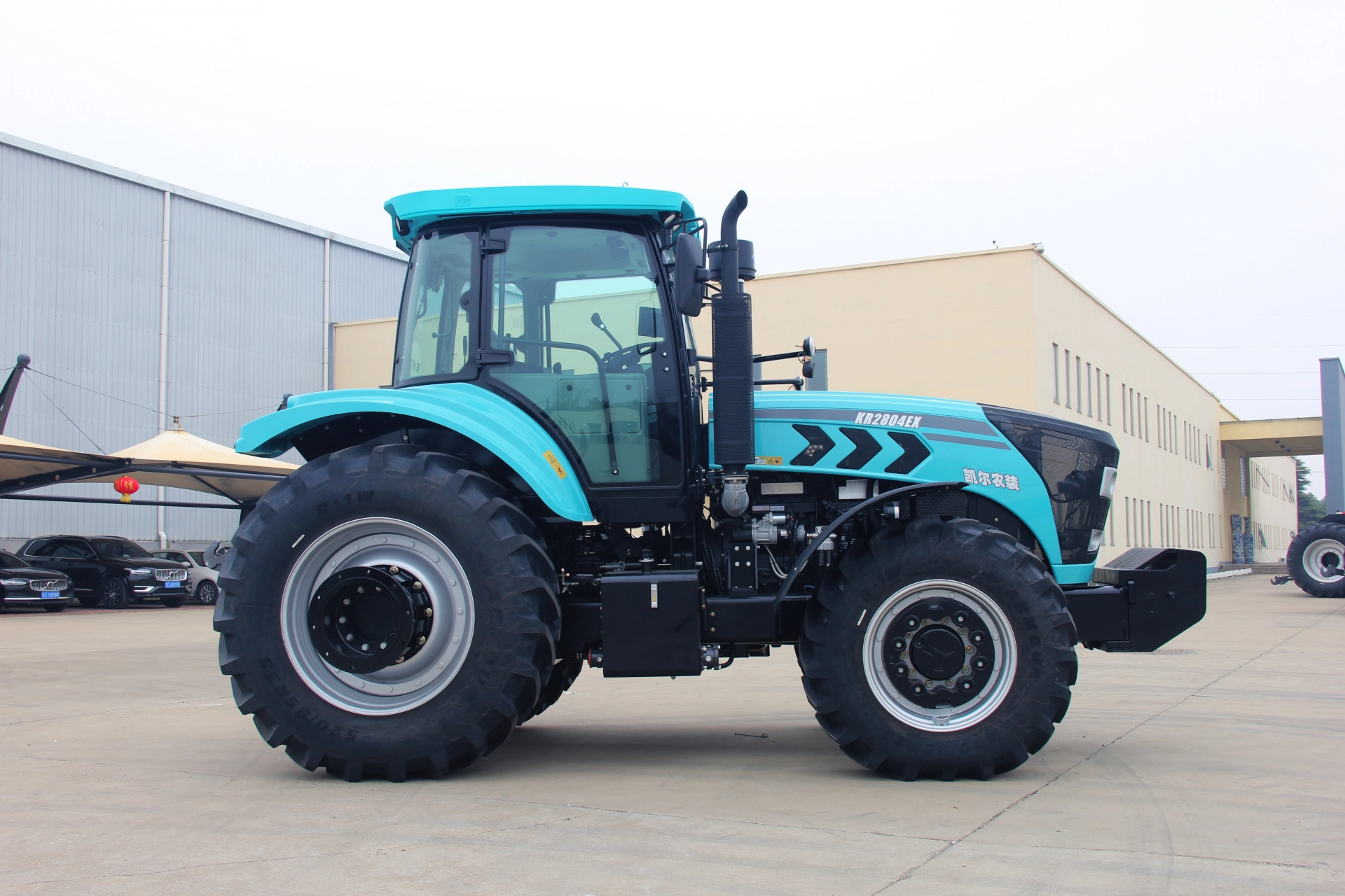 Китайский сельскохозяйственный трактор KR2804EX в России.
